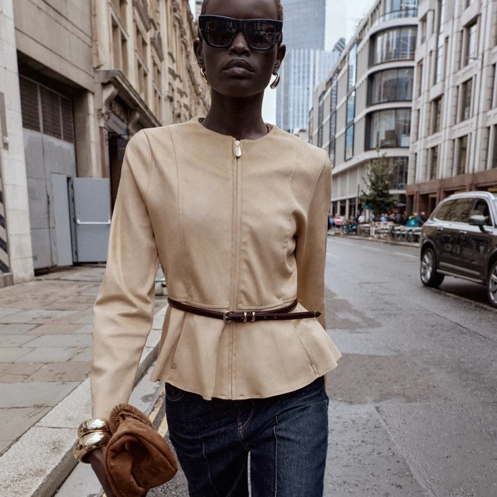 Zara Beige Women's Peplum Jacket

FAUX SUEDE BELTED PEPLUM JACKET